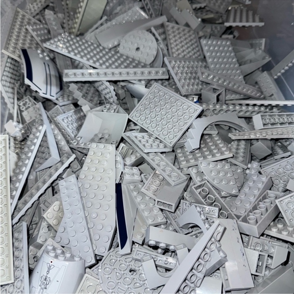 2lbs - Genuine LEGO Light Gray Random Bricks / Pieces / Plate Bulk Lot!